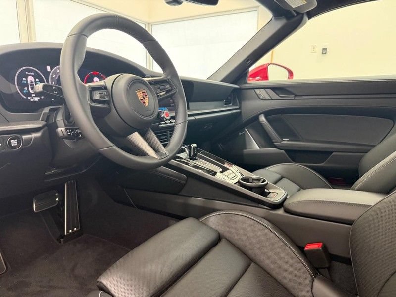 Certified 2026 Porsche 911 Targa 4 GTS AWD/4WD image 4