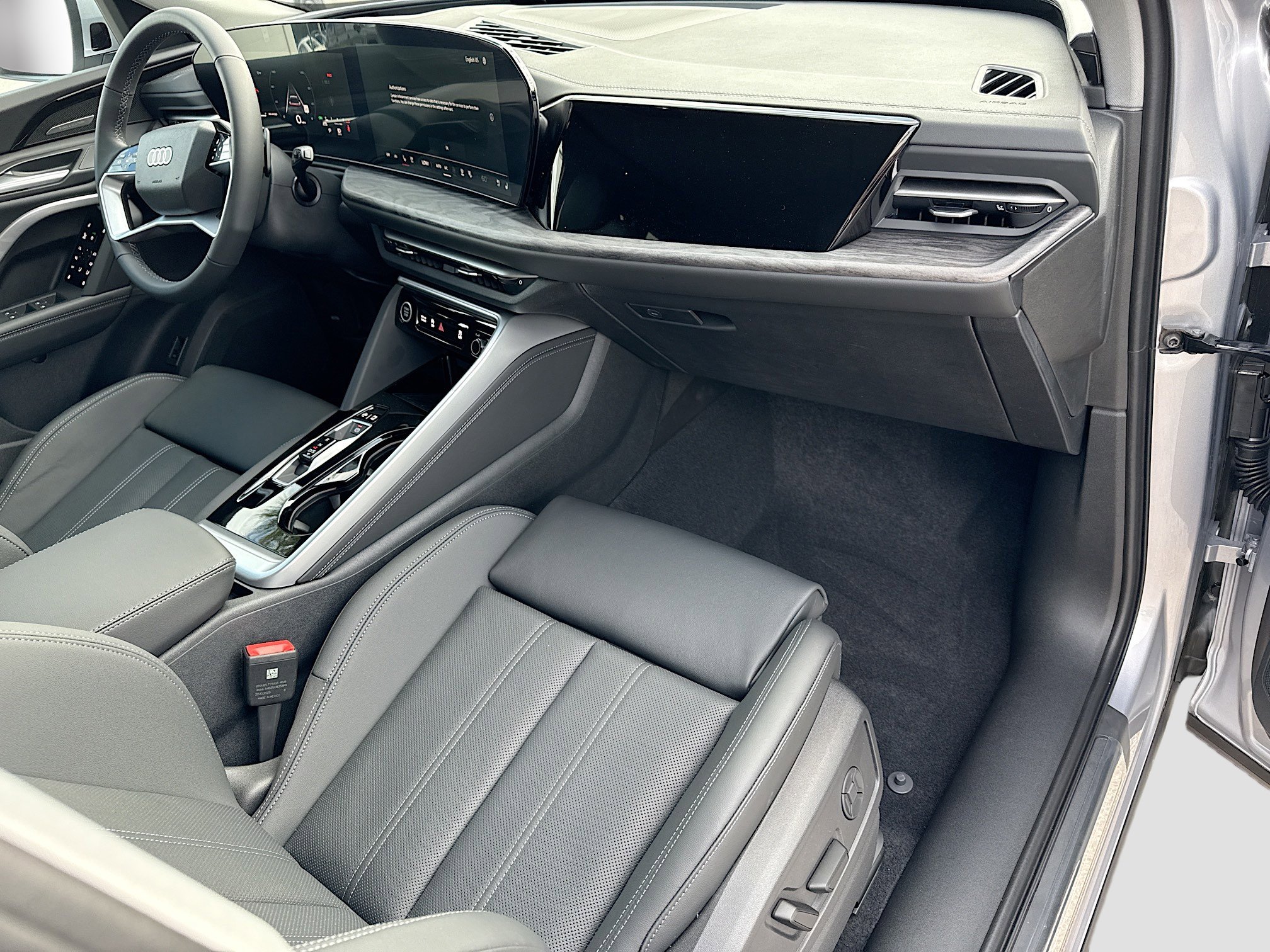 New 2025 Audi Q5 Premium Plus image 12