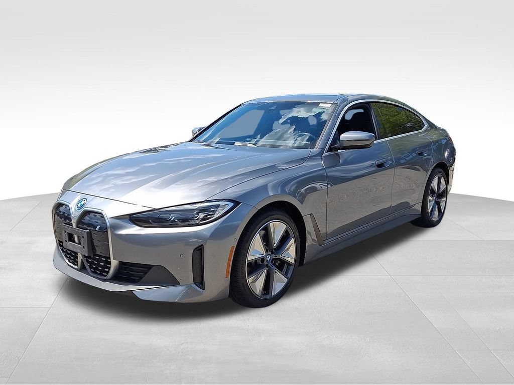 Used 2023 BMW i4 eDrive40 w/ Parking Assistance Package RWD image 3