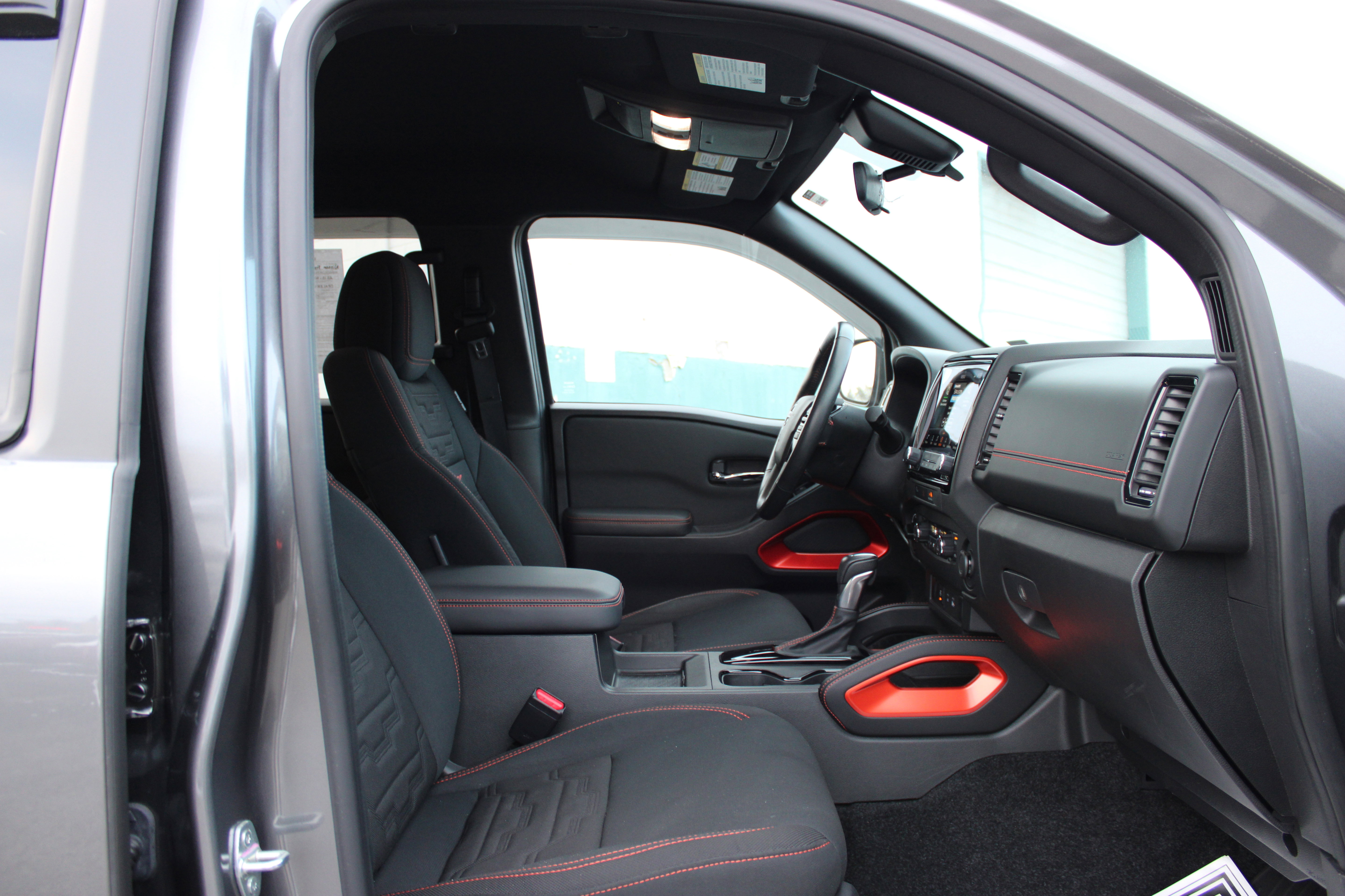 Certified 2024 Nissan Frontier PRO-4X w/ Technology Package image 14