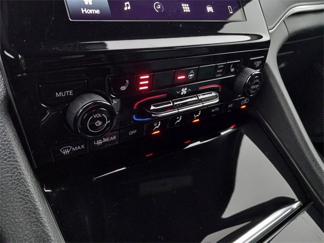 Used 2024 Jeep Grand Cherokee L Laredo image 23