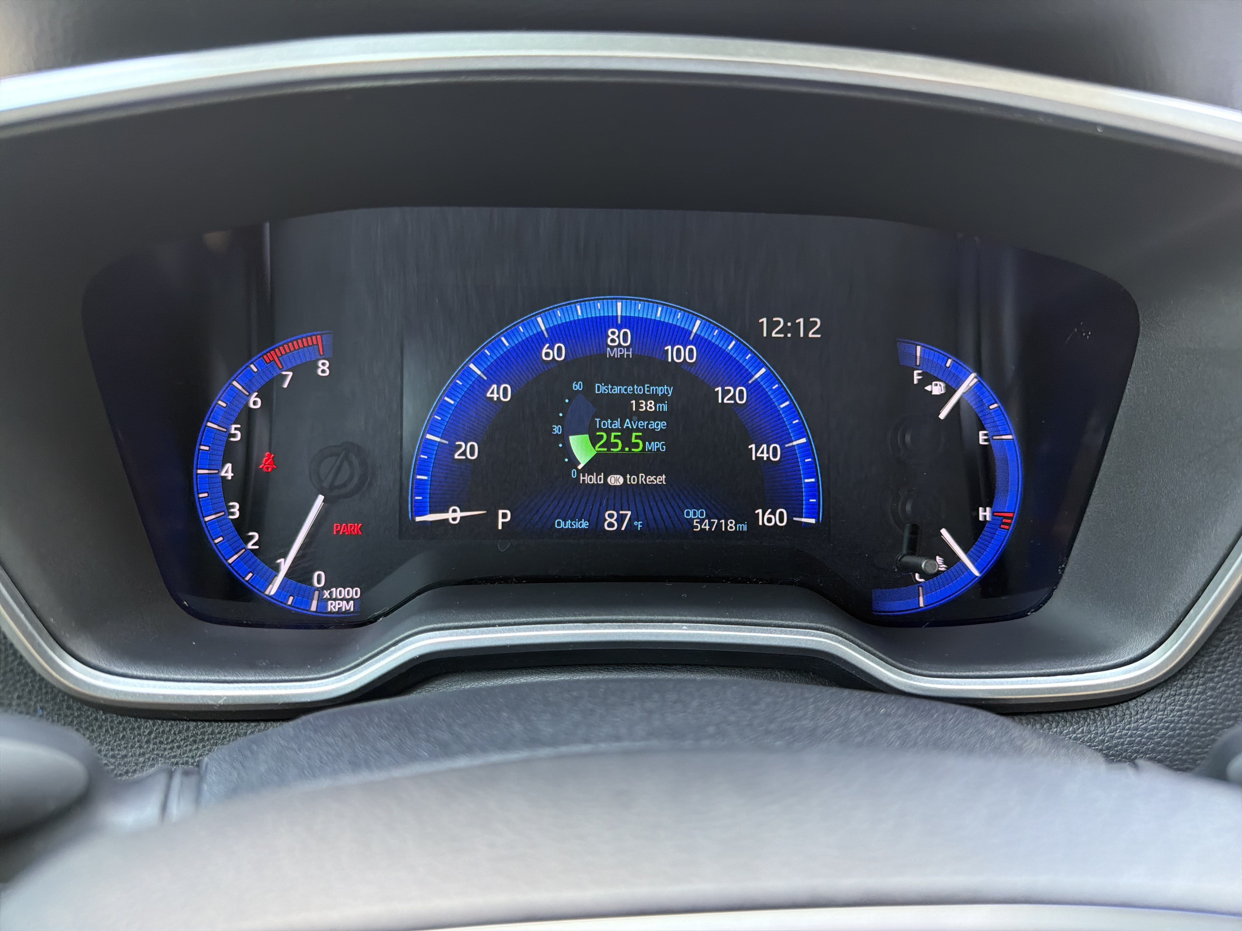 Used 2022 Toyota Corolla Cross XLE w/ Convenience Package FWD image 30