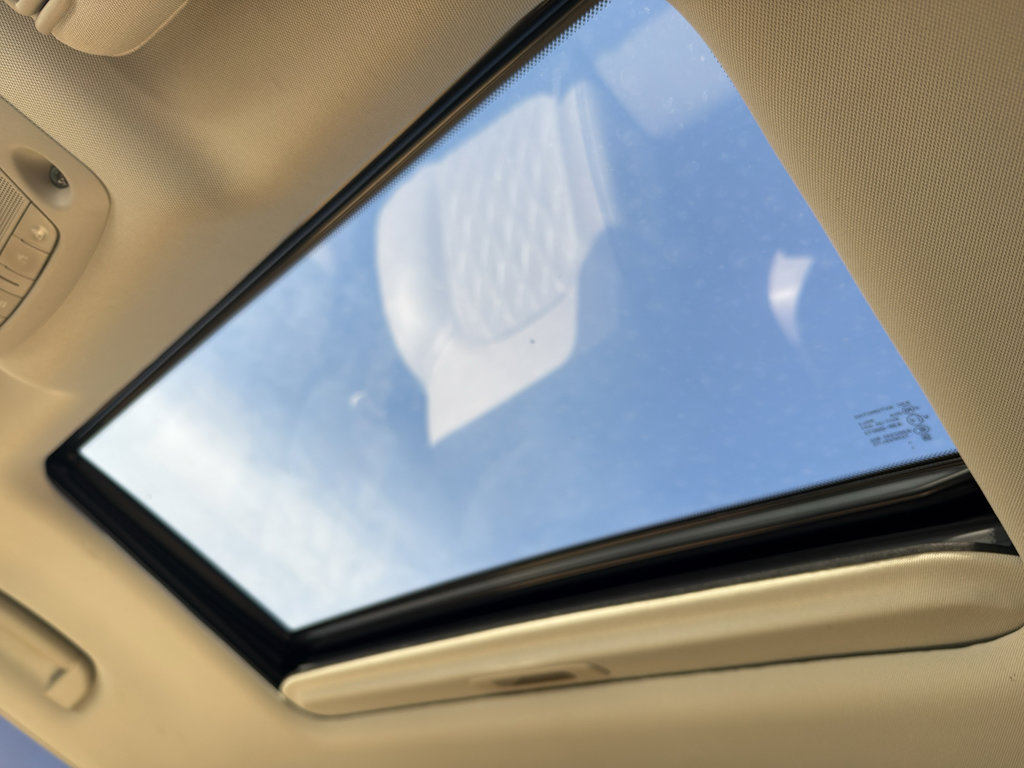 Used 2021 Nissan Armada Platinum w/ Captain's Chairs Package image 32