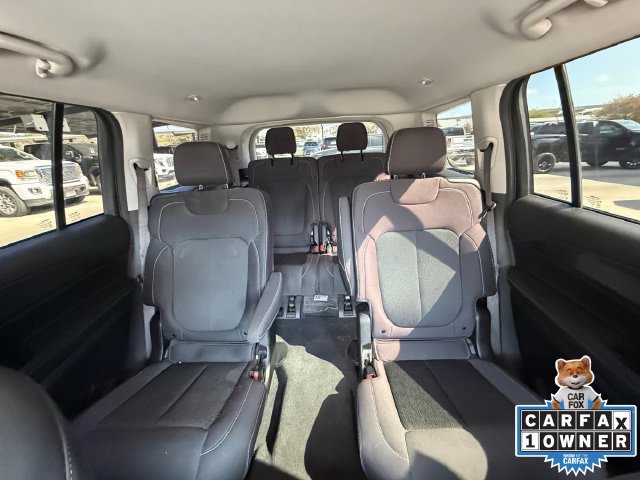 Used 2022 Jeep Grand Cherokee L Laredo w/ Luxury Tech Group I RWD image 5