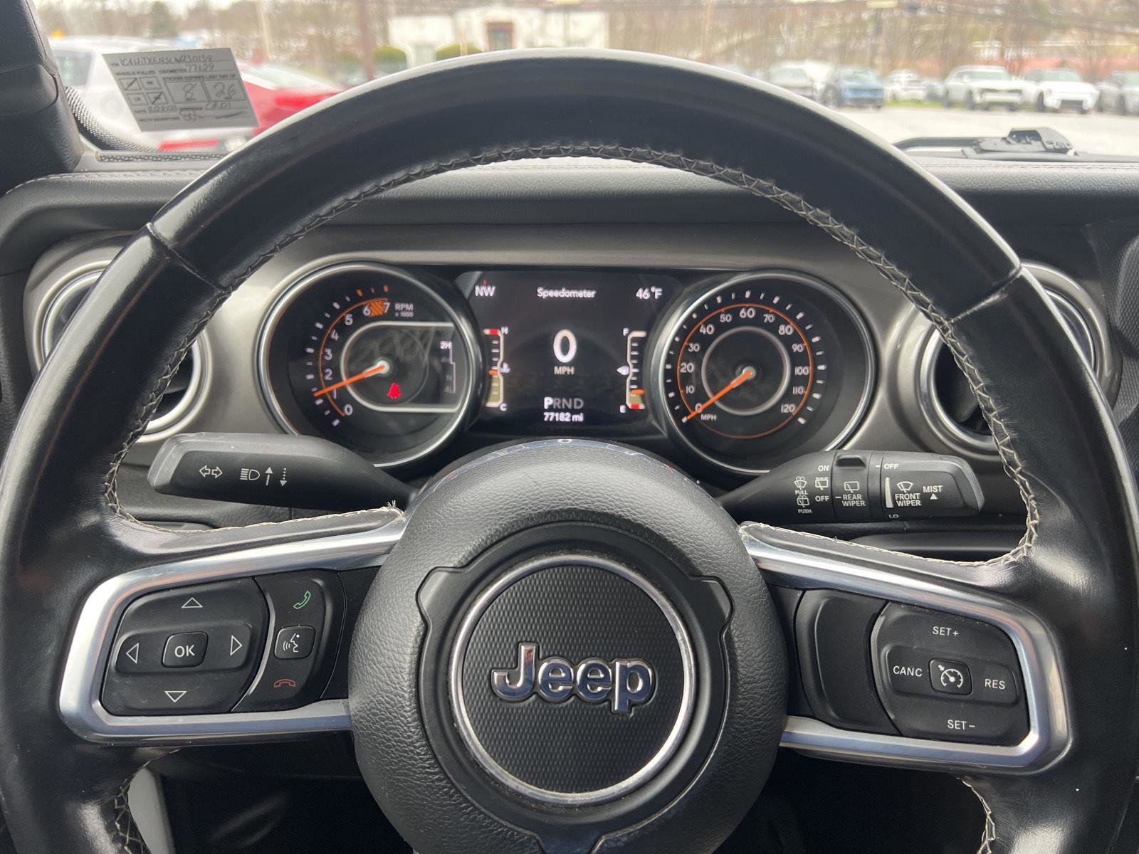 Used 2020 Jeep Wrangler Unlimited Sahara image 12