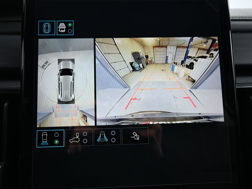 New 2026 GMC Acadia AT4 w/ Luxury Package AWD/4WD image 12