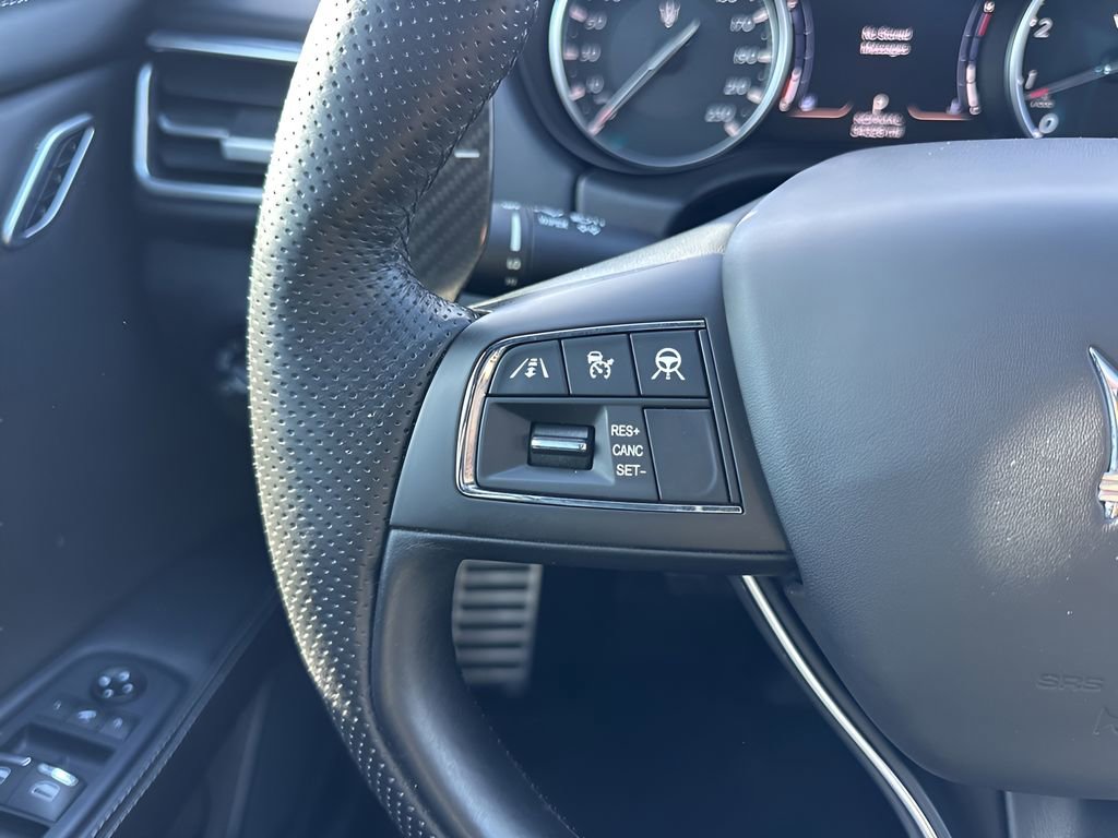 Used 2021 Maserati Ghibli Trofeo image 16