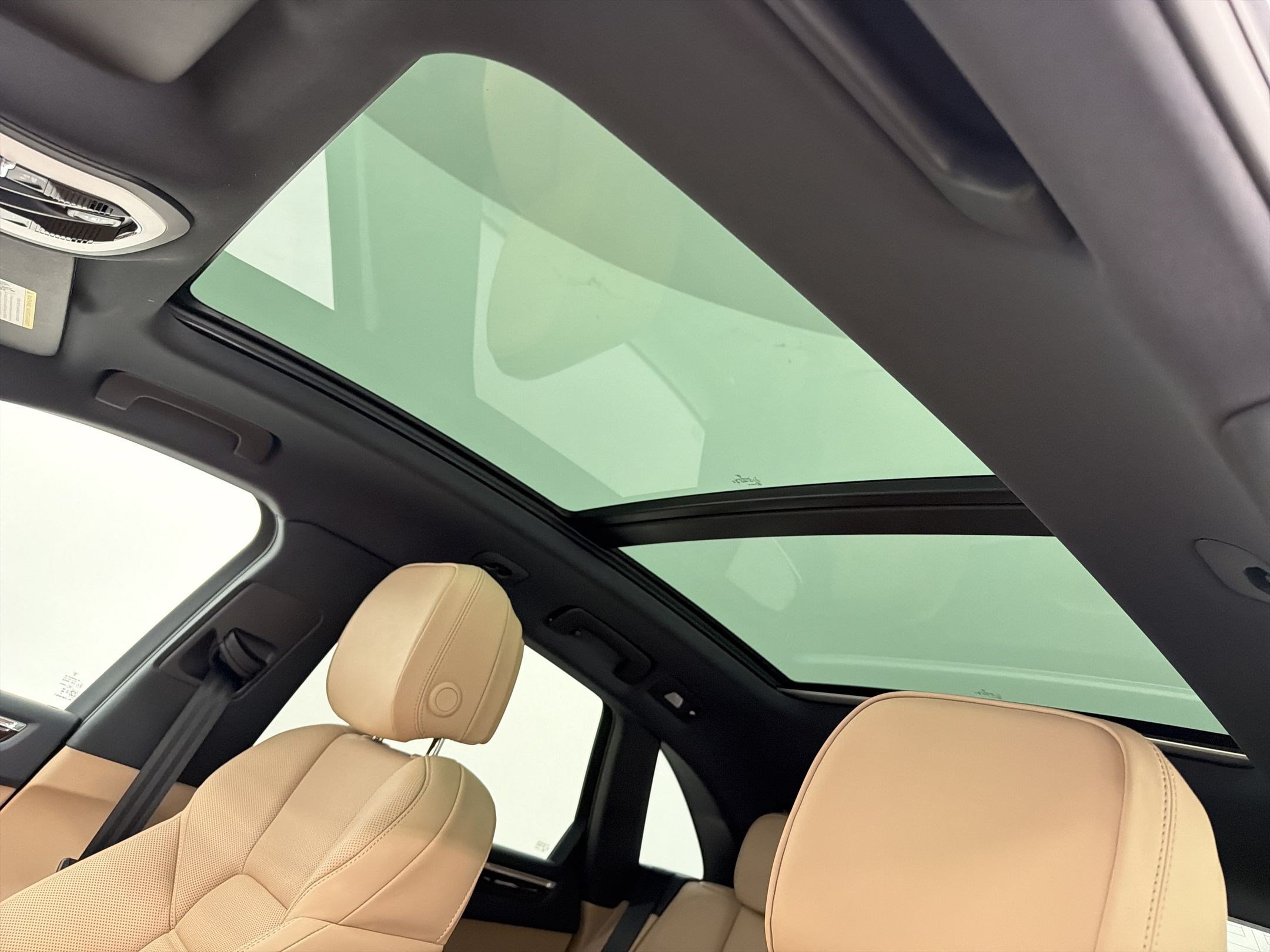 New 2026 Porsche Macan AWD/4WD image 14