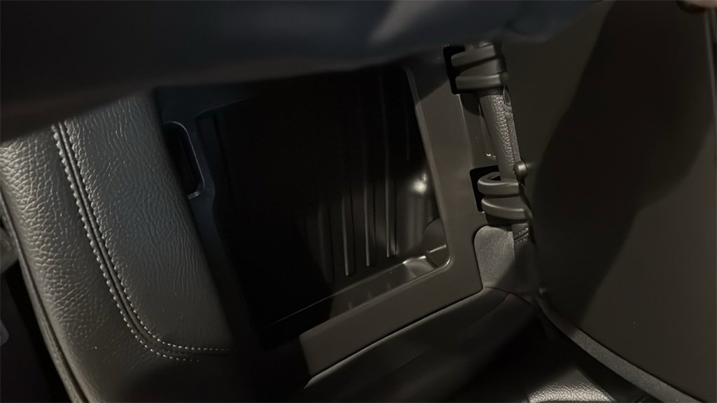 Used 2021 GMC Sierra 1500 Denali w/ Driver Alert Package II image 15