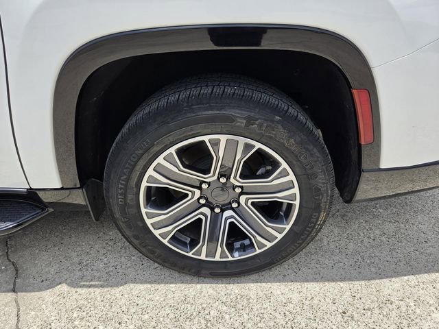 Used 2023 Jeep Wagoneer L Series II AWD/4WD image 28