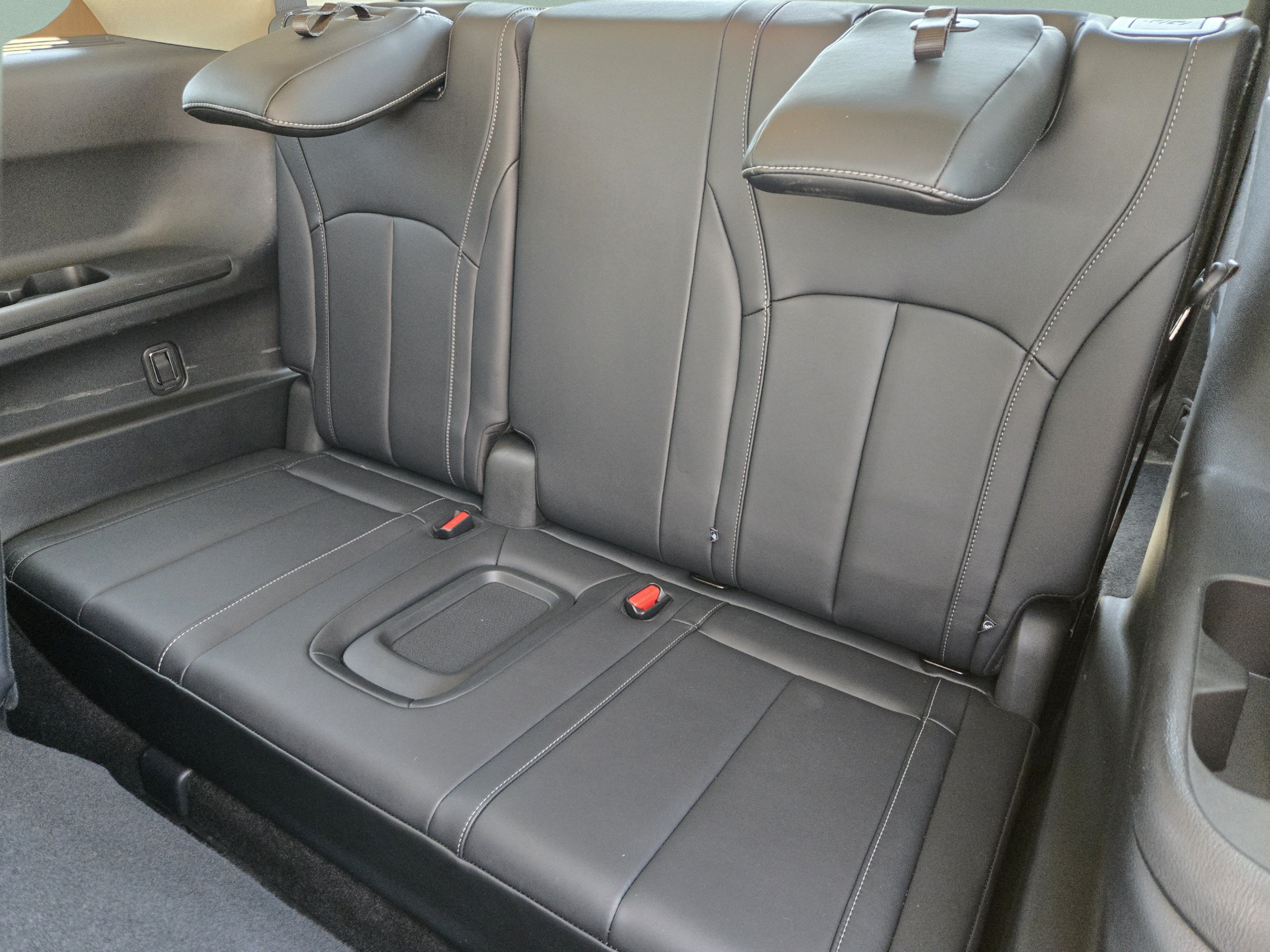 Used 2024 INFINITI QX60 Sensory w/ Cargo Package AWD/4WD image 32