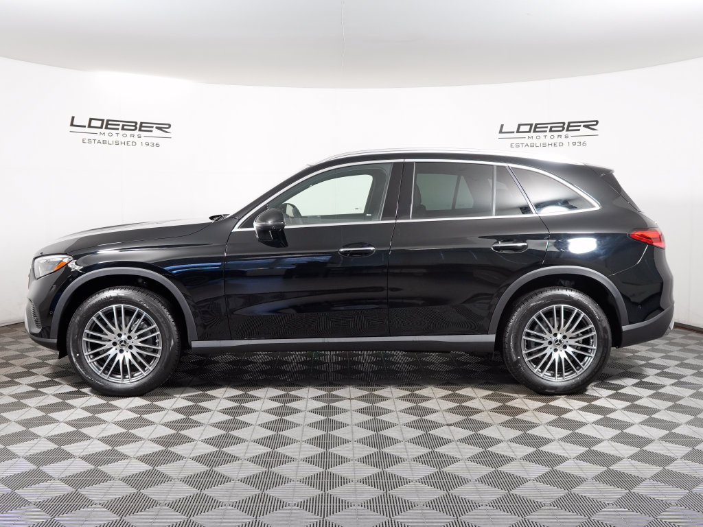Used 2026 Mercedes-Benz GLC 300 4MATIC image 2