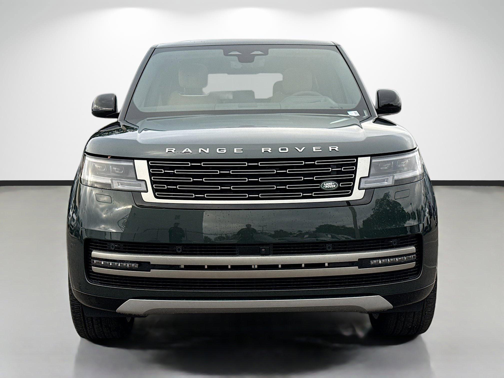 New 2026 Land Rover Range Rover SE image 8