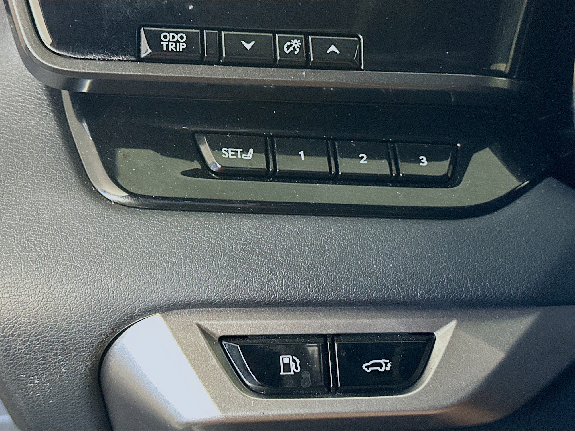Used 2023 Lexus RX 350 Premium Plus w/ Cold Area Package FWD image 17