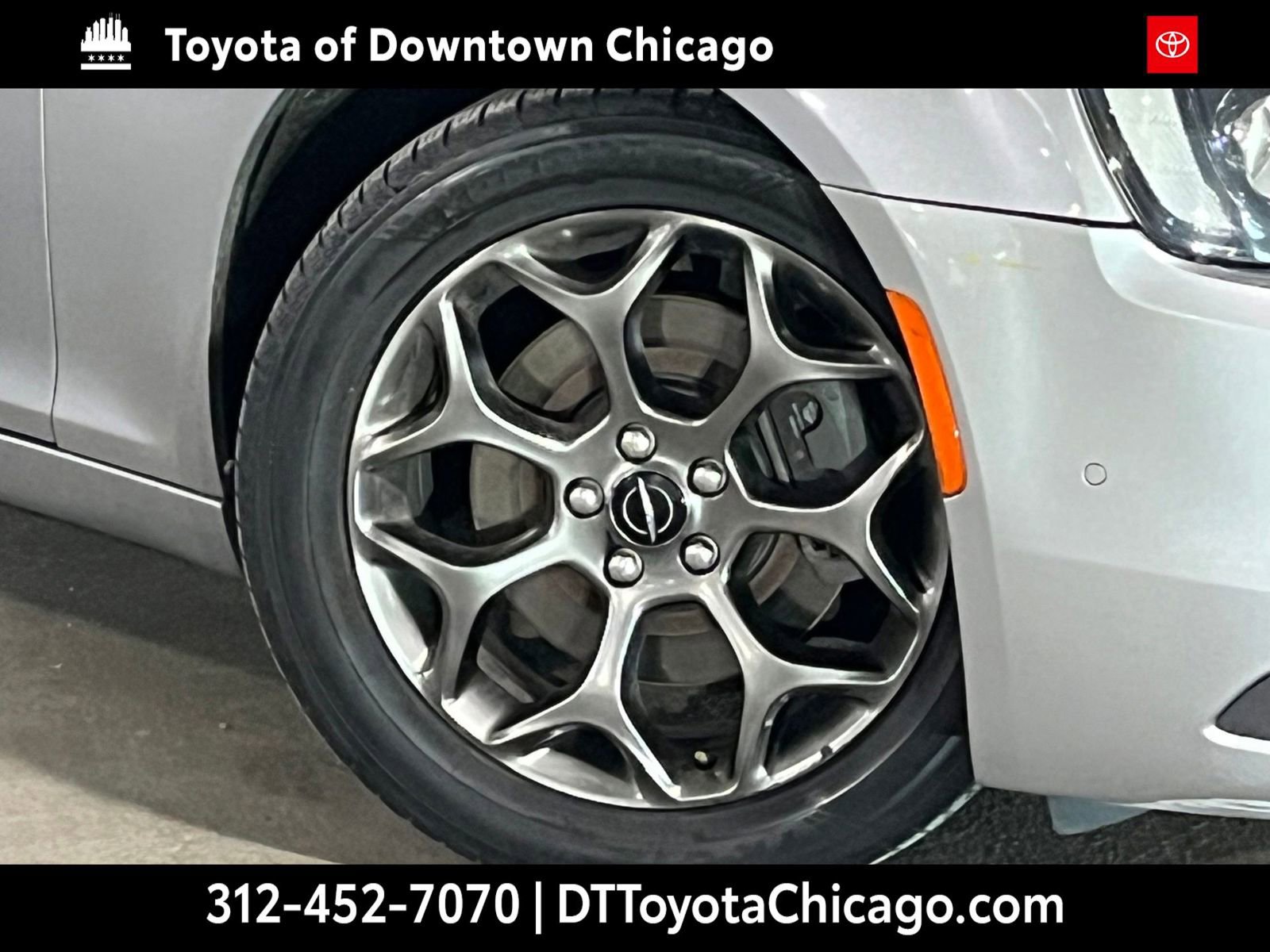 Used 2016 Chrysler 300 S w/ 300S Premium Group AWD/4WD image 2