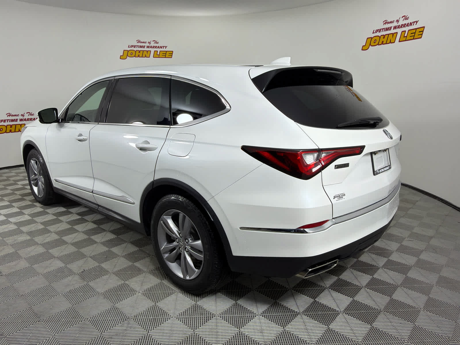 Used 2022 Acura MDX FWD image 3