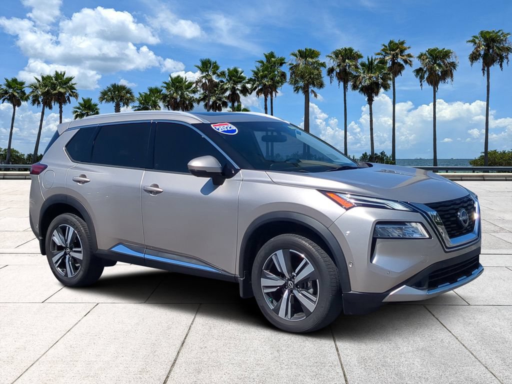 Used 2023 Nissan Rogue Platinum w/ Platinum Premium Package FWD image 2