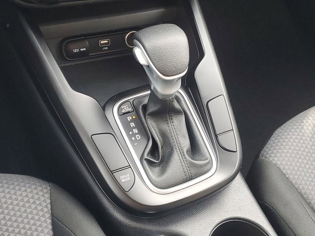 Used 2025 Kia Soul LX w/ LX Technology Package image 21