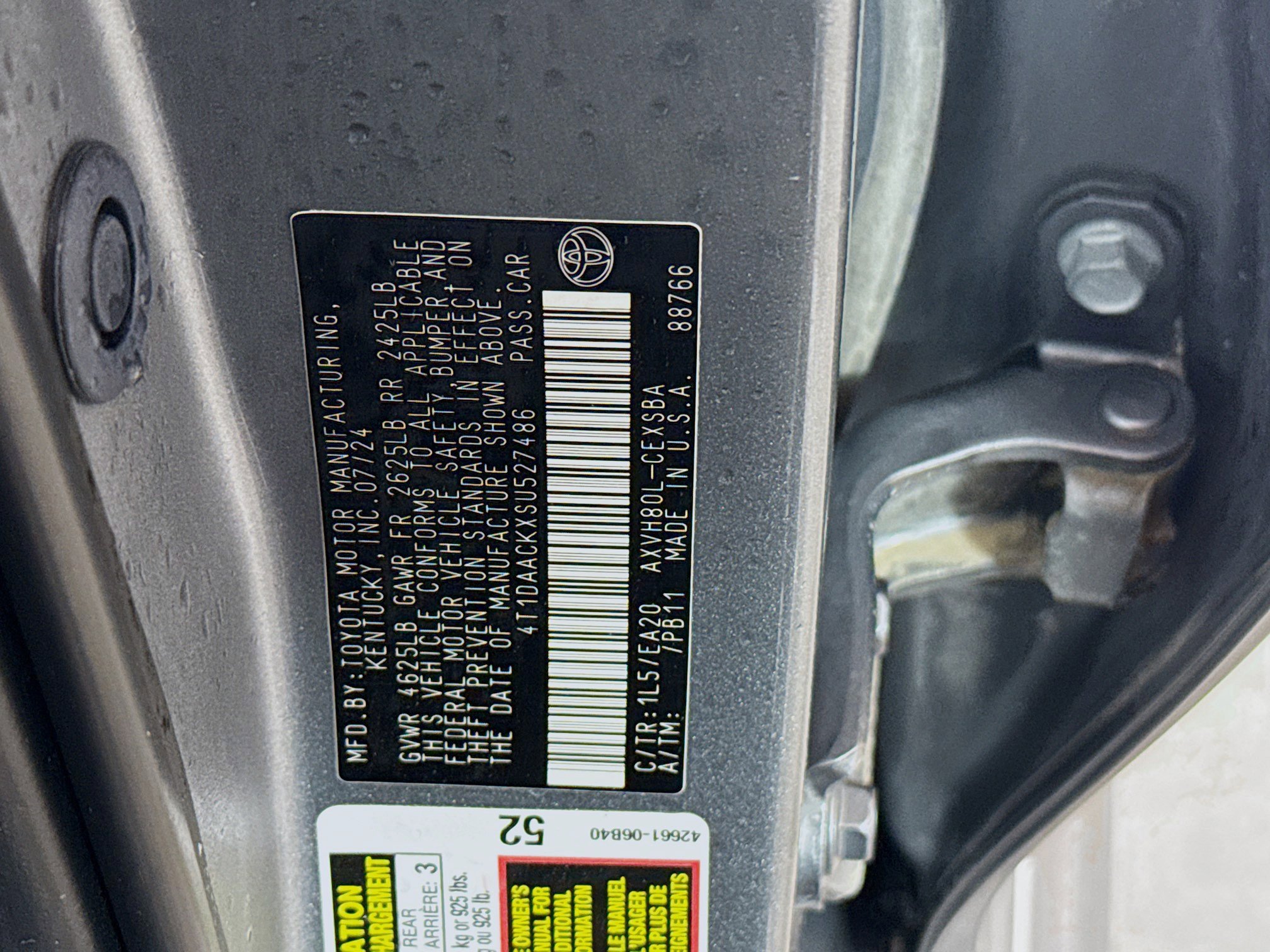 Used 2025 Toyota Camry SE image 28