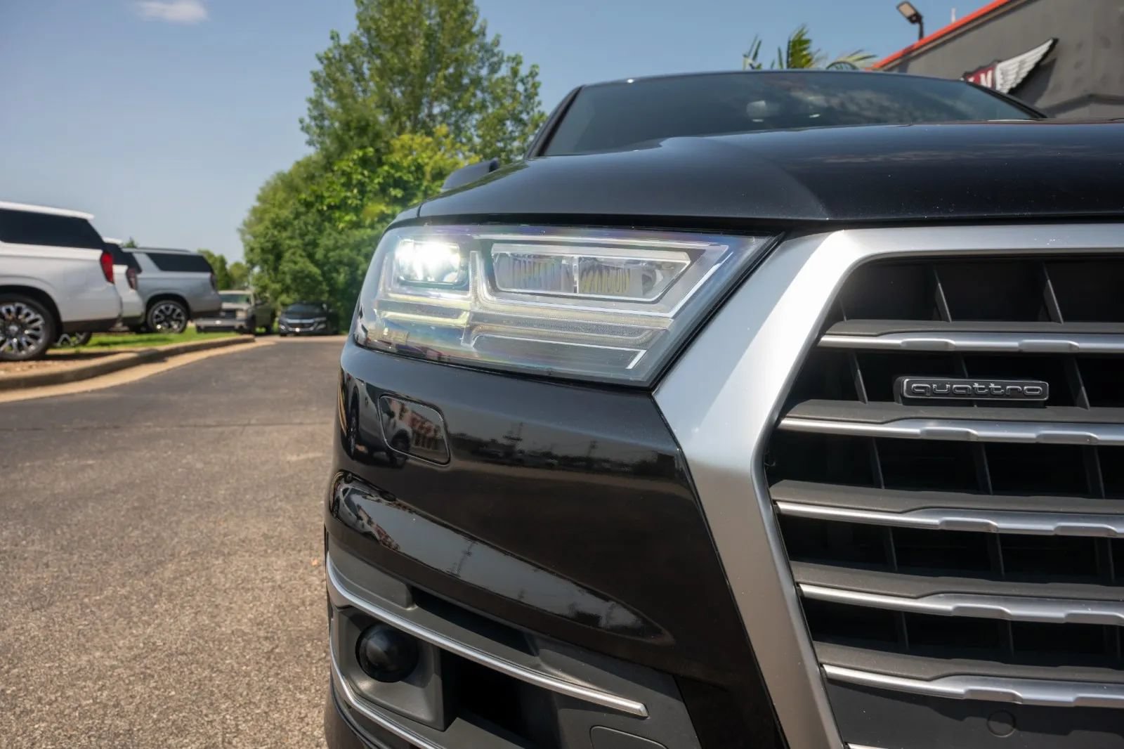 Used 2019 Audi Q7 3.0T Prestige AWD/4WD image 9