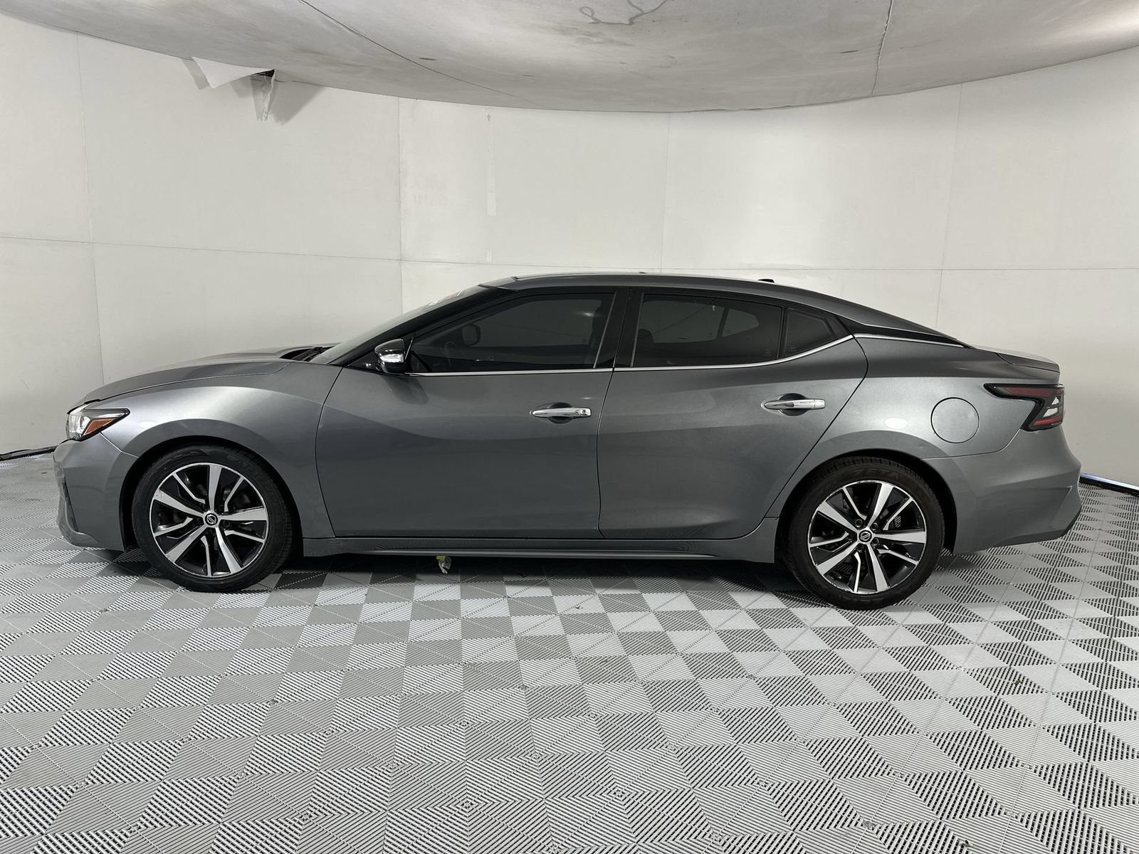 Used 2020 Nissan Maxima 3.5 SL w/ Floor Mat Group FWD image 5