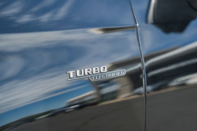 Used 2024 Mercedes-Benz GLC 43 AMG 4MATIC image 16