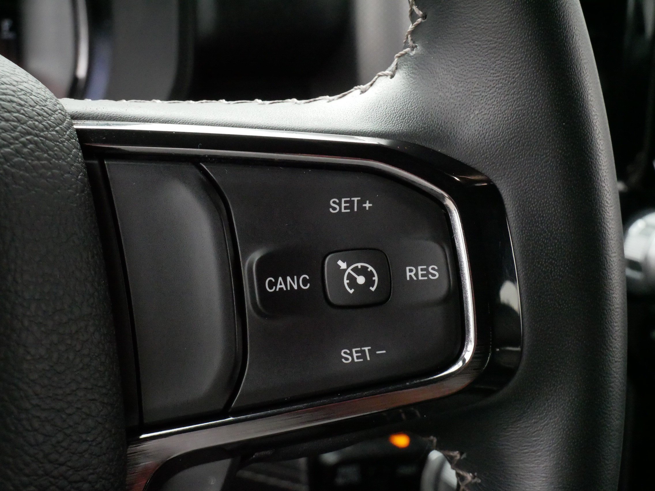 Used 2024 RAM 1500 Limited AWD/4WD image 24