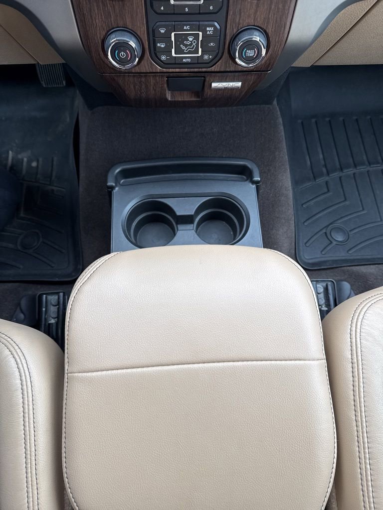 Used 2014 Ford F150 Lariat w/ Lariat Chrome Package image 14