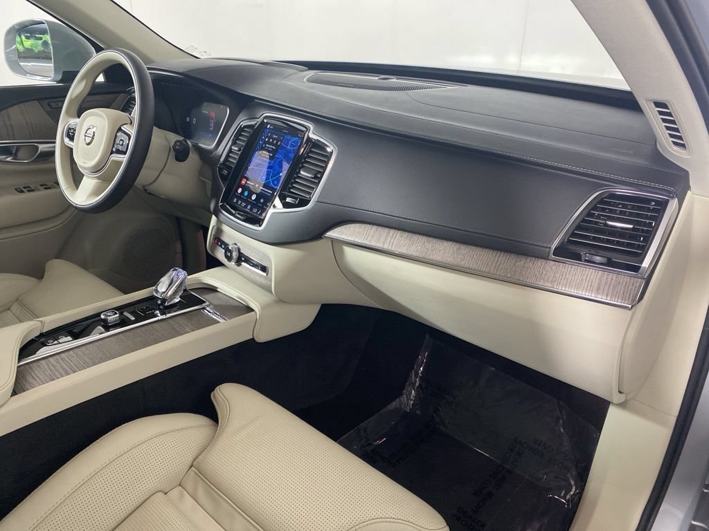 Used 2024 Volvo XC90 B6 Ultimate w/ Protection Package Premier AWD/4WD image 35