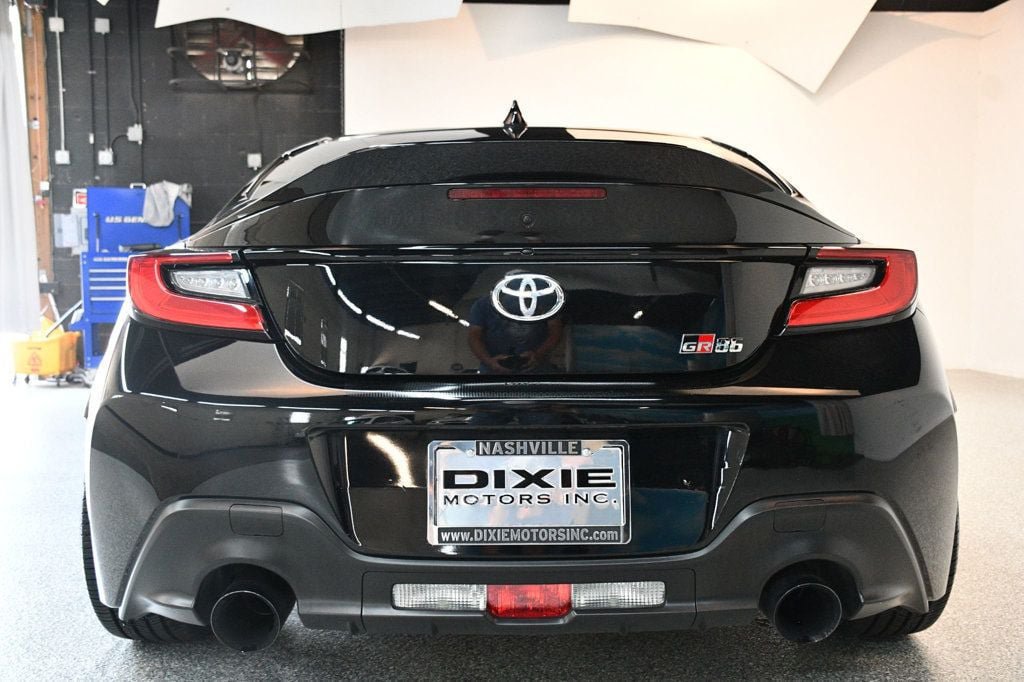 Used 2023 Toyota GR86 Premium RWD image 15