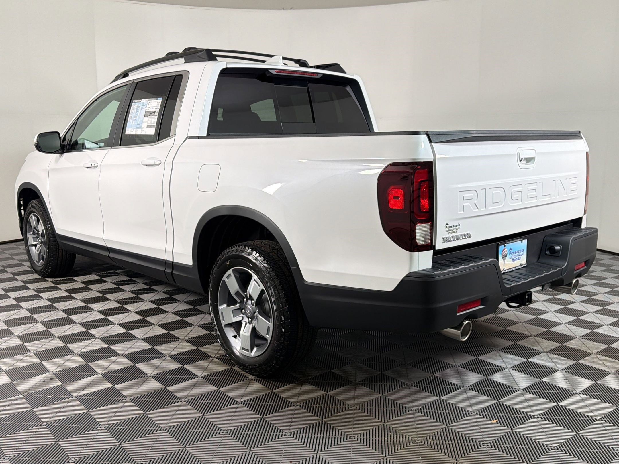 New 2026 Honda Ridgeline RTL image 2