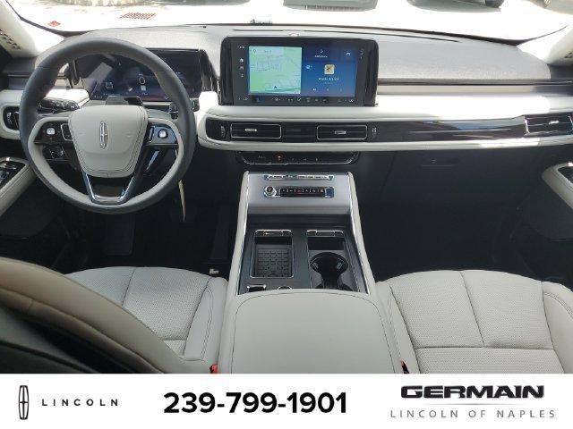 New 2026 Lincoln Aviator AWD image 17