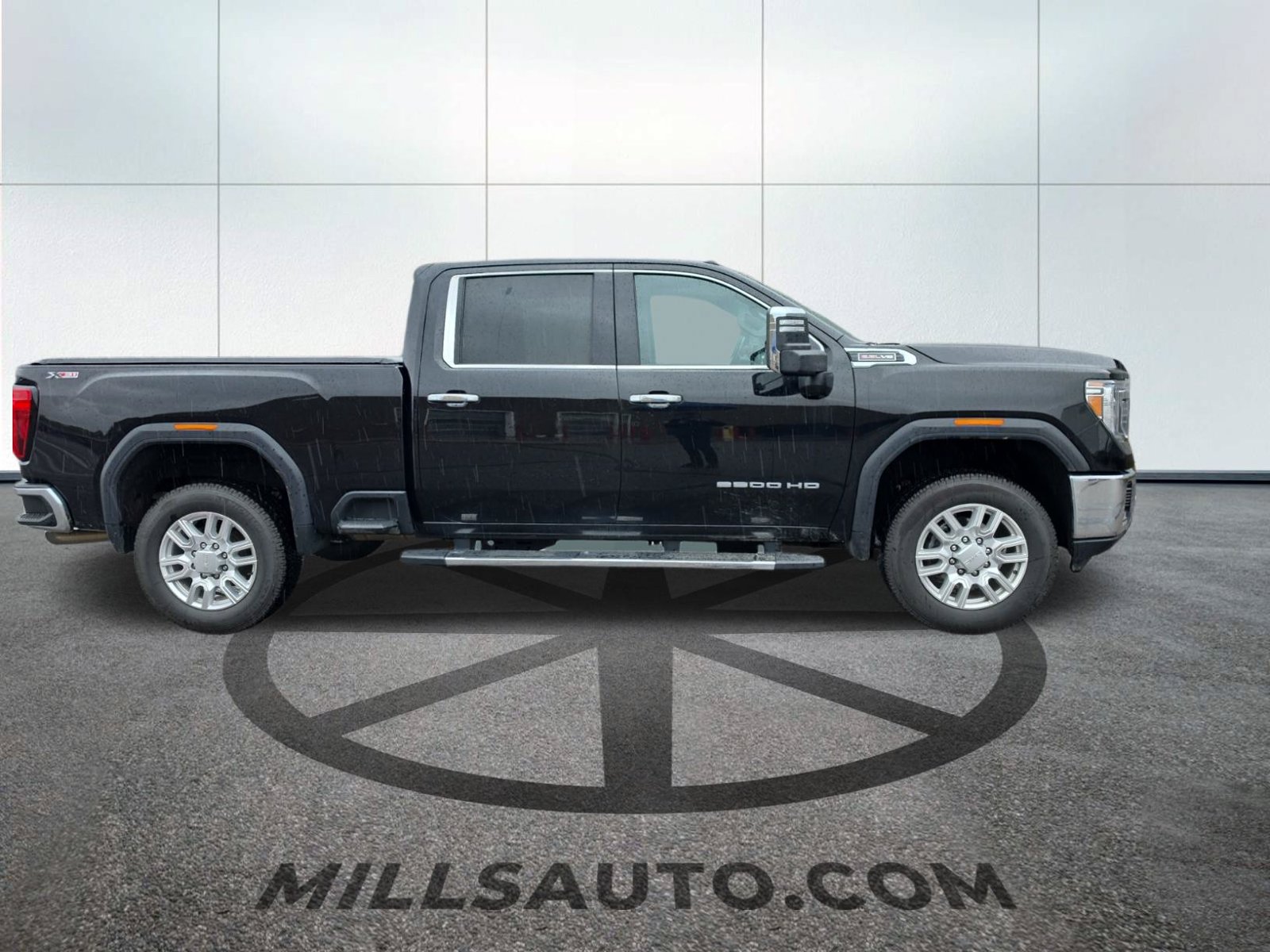 Used 2020 GMC Sierra 2500 SLT w/ SLT Premium Plus Package AWD/4WD image 5