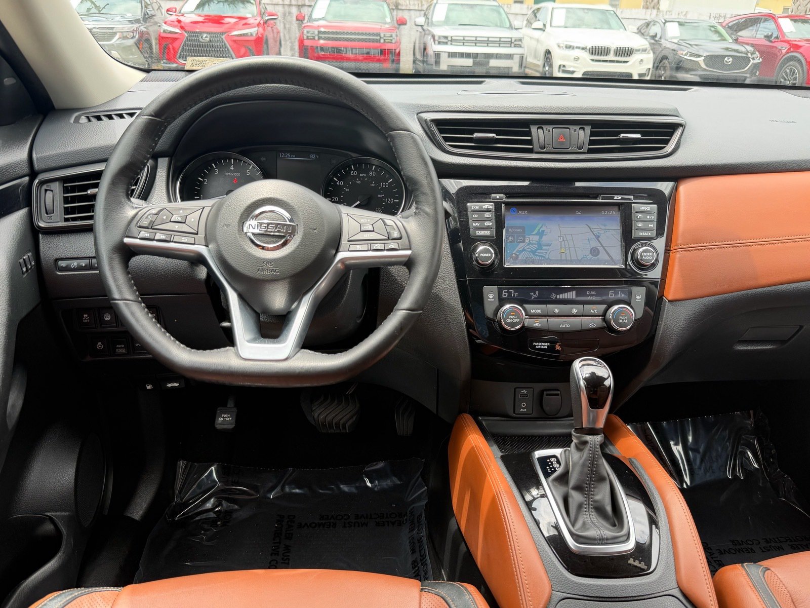Used 2017 Nissan Rogue SL w/ SL Premium Package AWD/4WD image 13