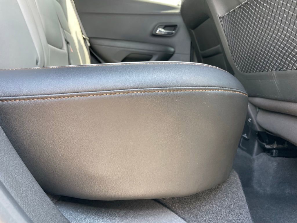 Used 2017 Chevrolet Trax Premier FWD image 35