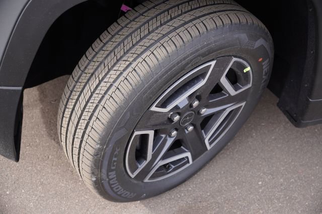 New 2026 Jeep Cherokee Laredo image 9