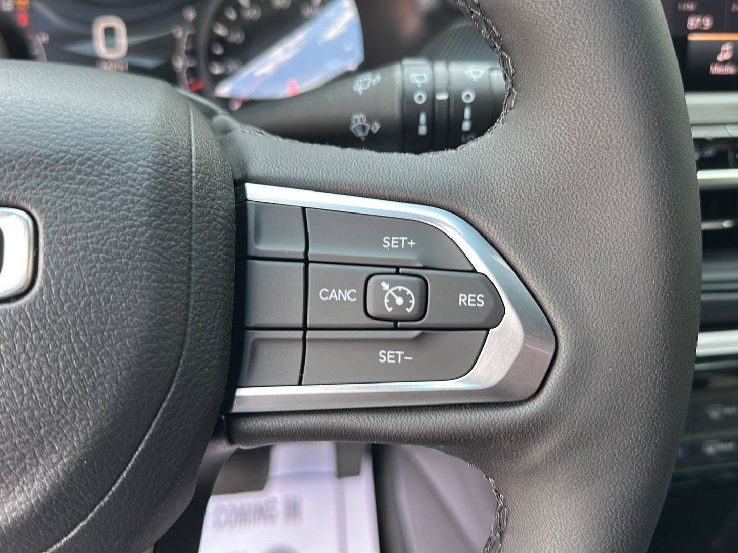 New 2026 Jeep Compass Latitude AWD/4WD image 13