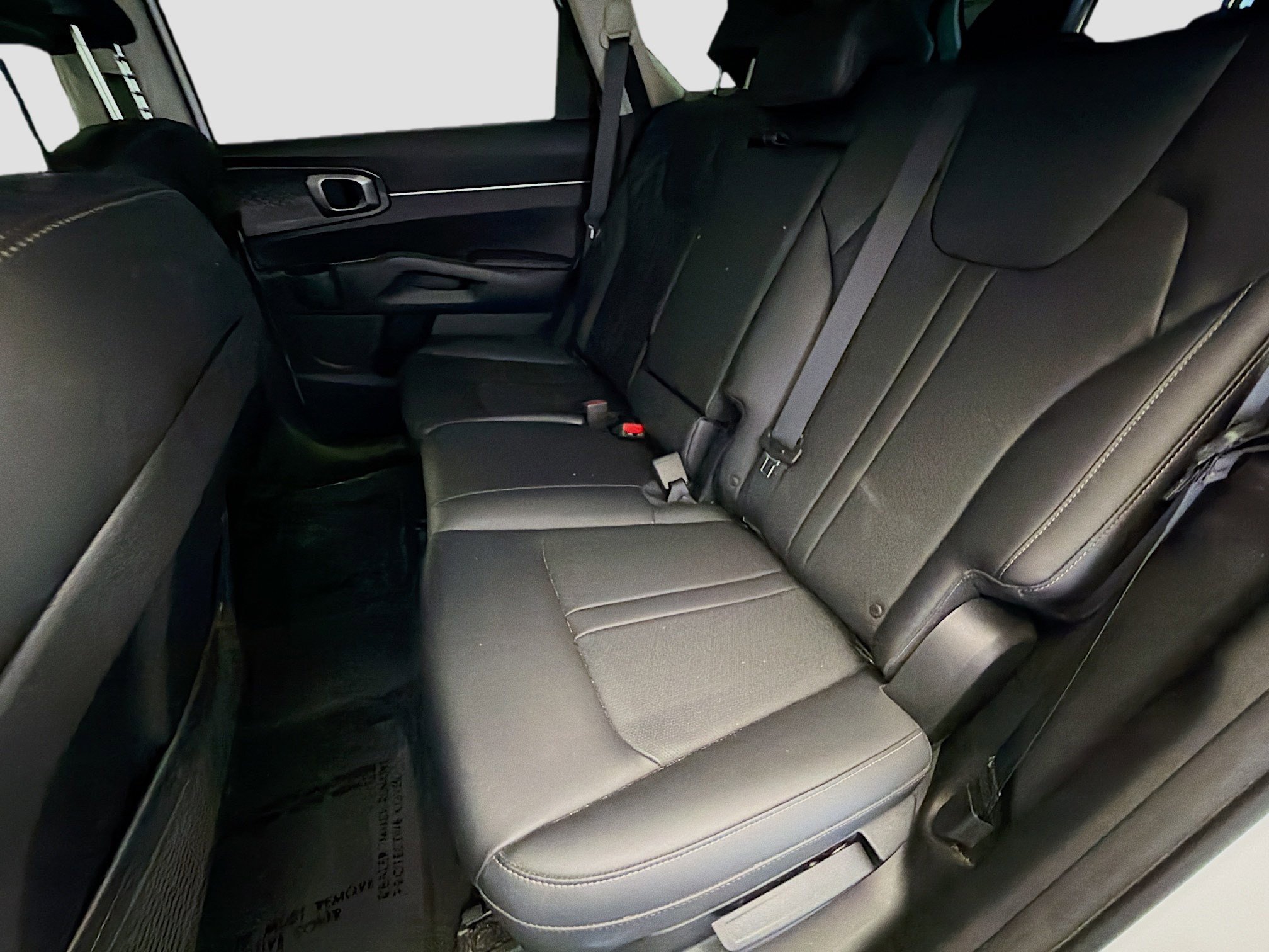 Used 2023 Kia Sorento S image 13