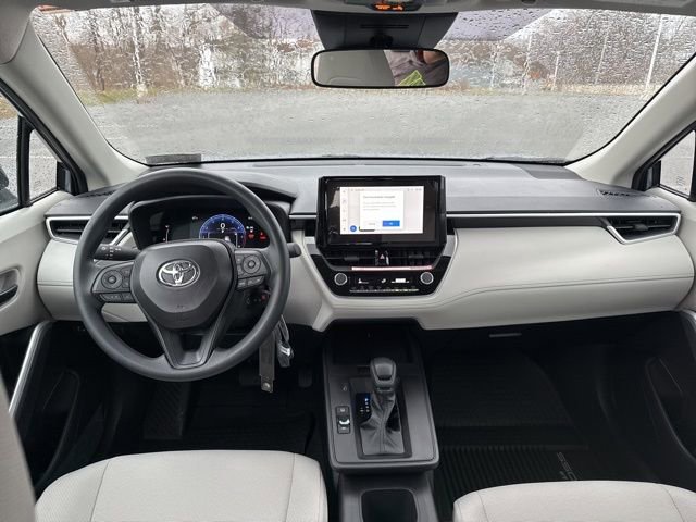 New 2026 Toyota Corolla Cross L image 17