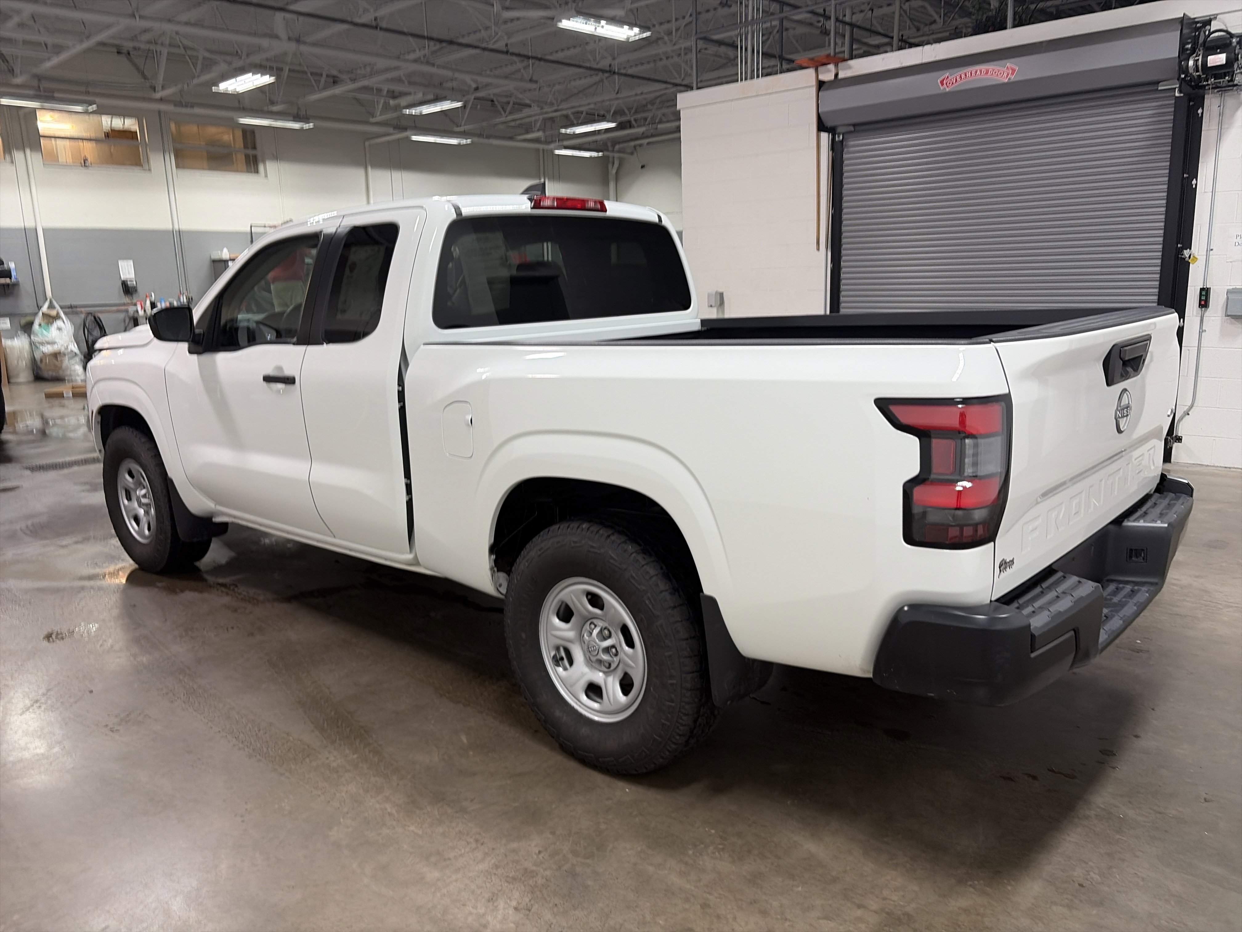 Used 2024 Nissan Frontier S w/ S Utility Package AWD/4WD image 5