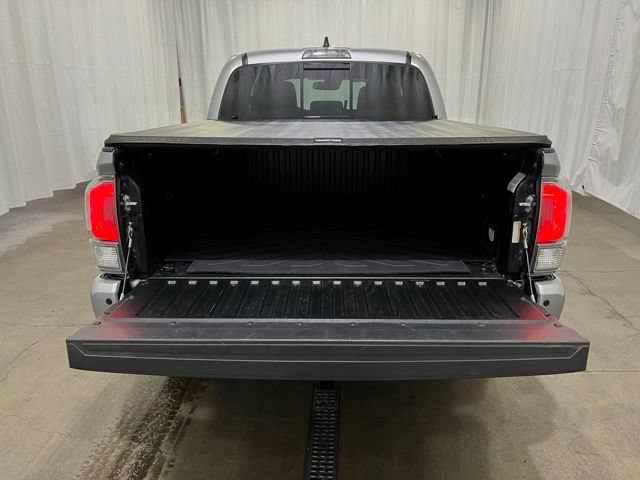 Certified 2021 Toyota Tacoma TRD Off-Road w/ Technology Package AWD/4WD image 12