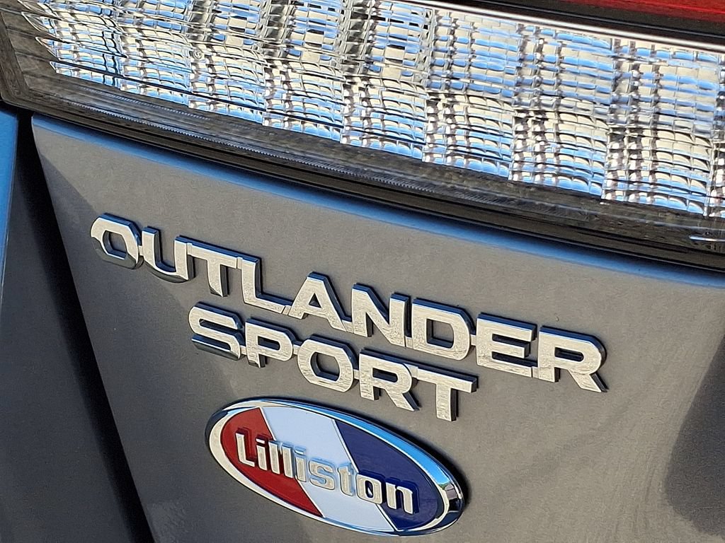 Used 2023 Mitsubishi Outlander Sport AWD image 32