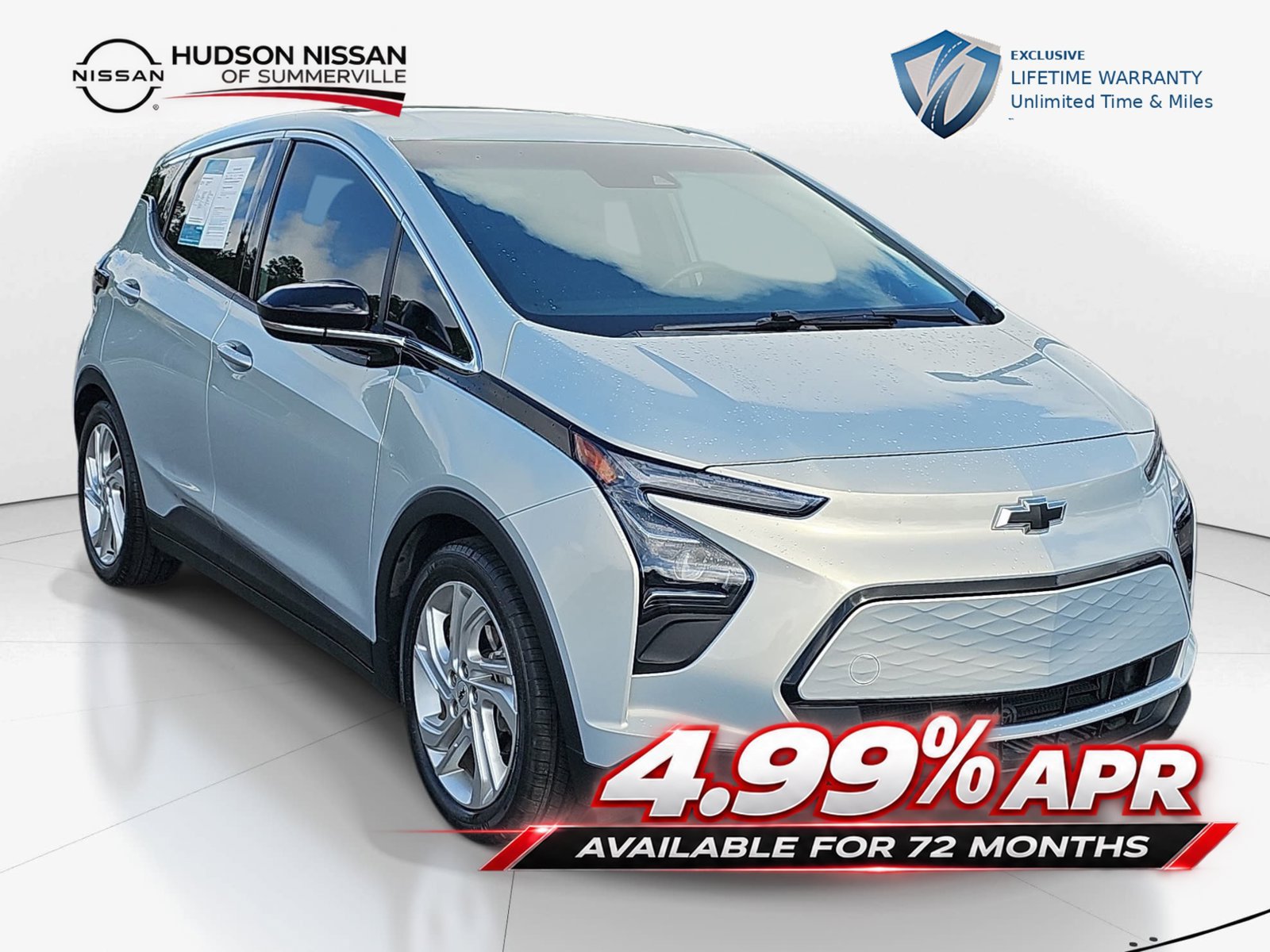 Used 2023 Chevrolet Bolt LT w/ Driver Confidence Package FWD image 3