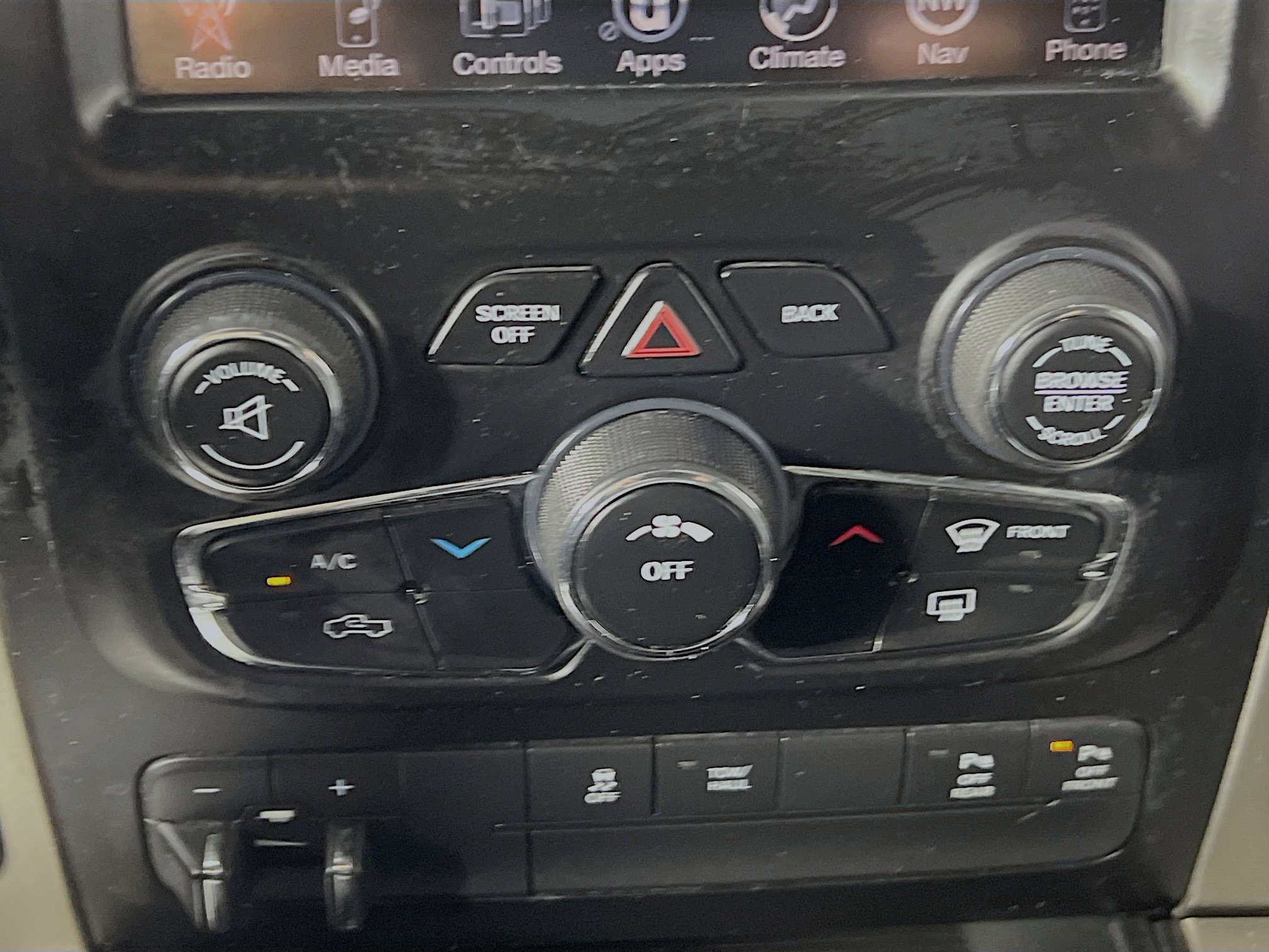 Used 2015 RAM 1500 Lone Star image 25