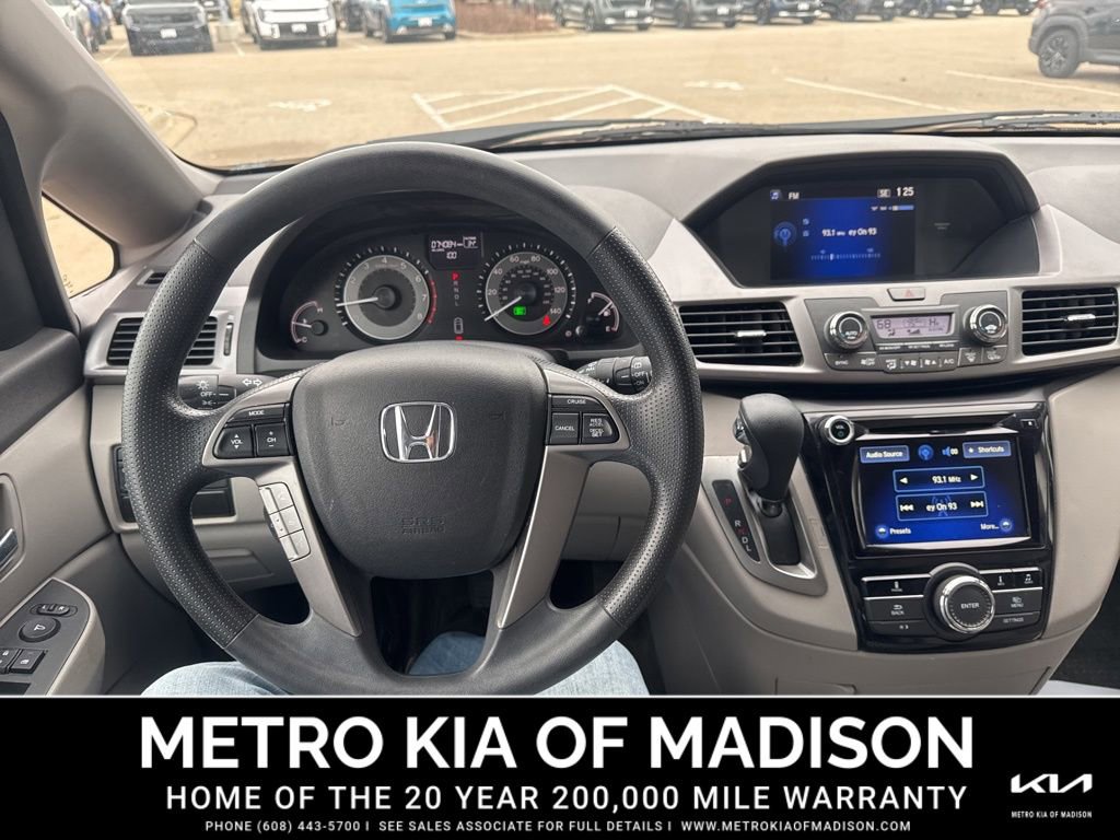 Used 2015 Honda Odyssey EX image 16