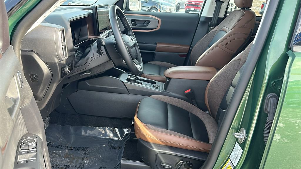 Used 2025 Ford Bronco Sport Outer Banks w/ Outer Banks Tech Package+ image 13