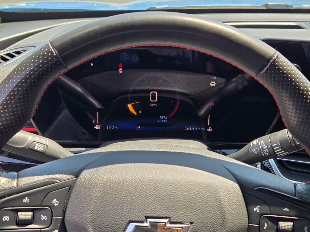 Certified 2024 Chevrolet Trax RS w/ Sunroof Package FWD image 33