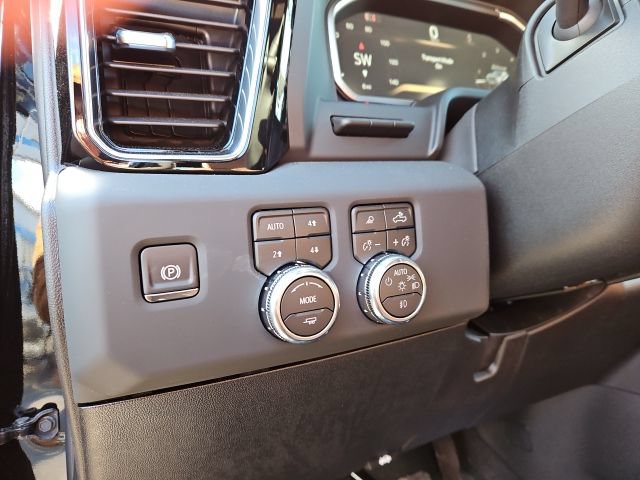 New 2026 GMC Sierra 3500 Denali Ultimate AWD/4WD image 35