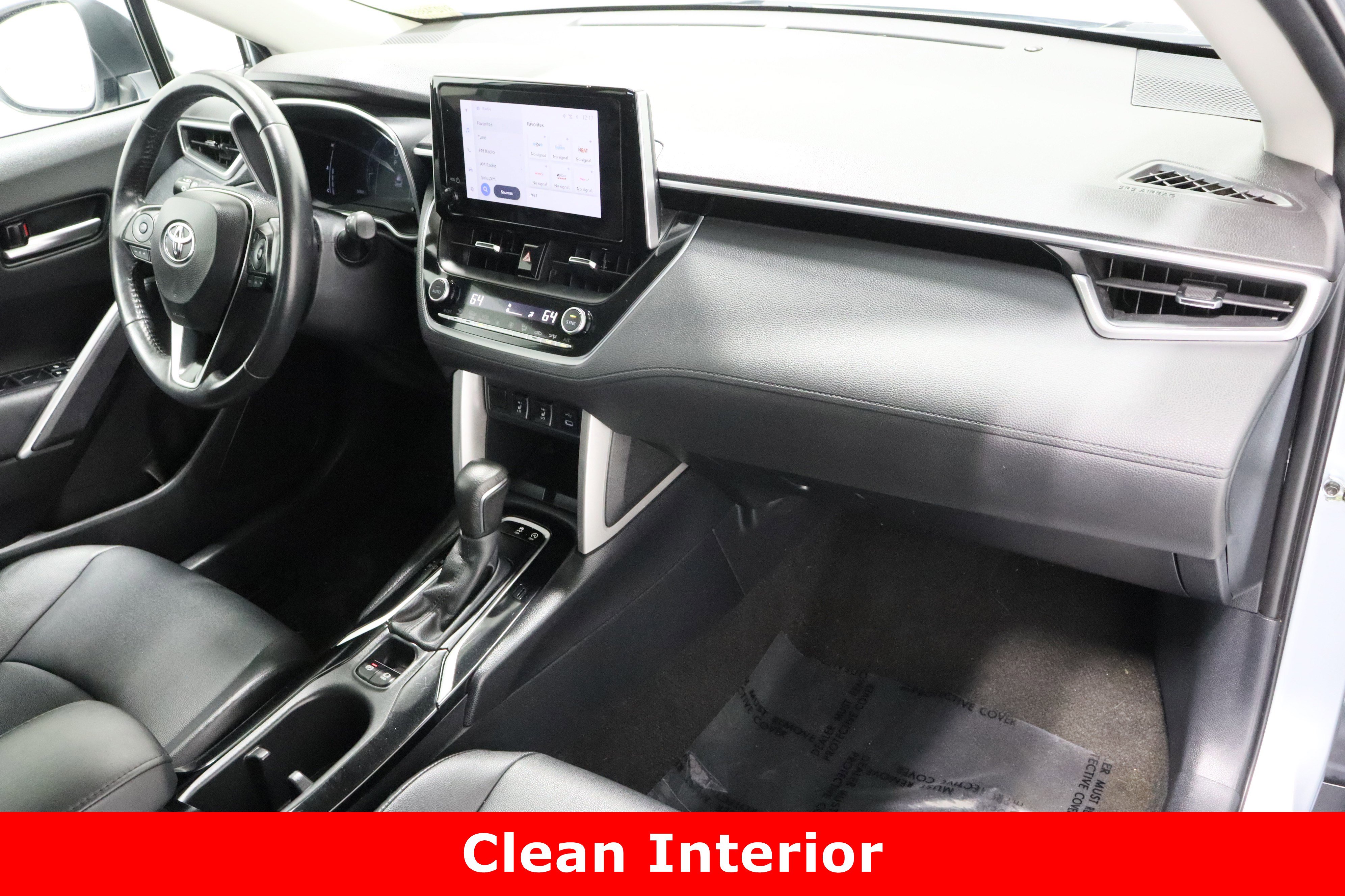 Certified 2024 Toyota Corolla Cross XLE image 37