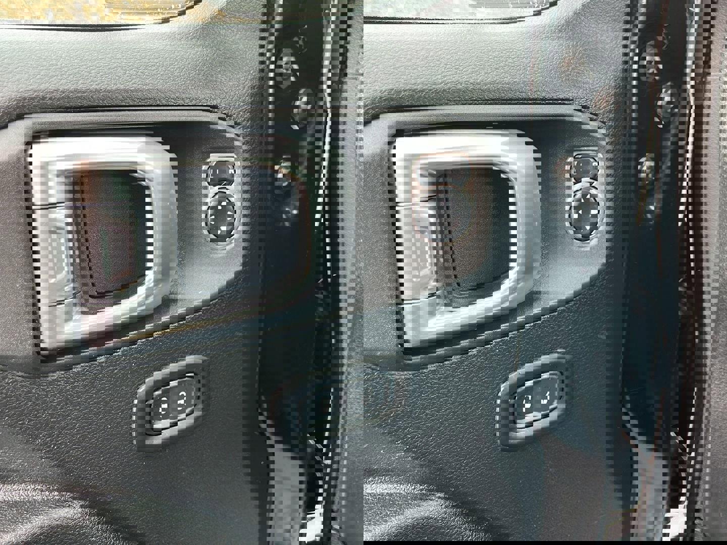 Used 2020 Jeep Wrangler Unlimited Sport image 11